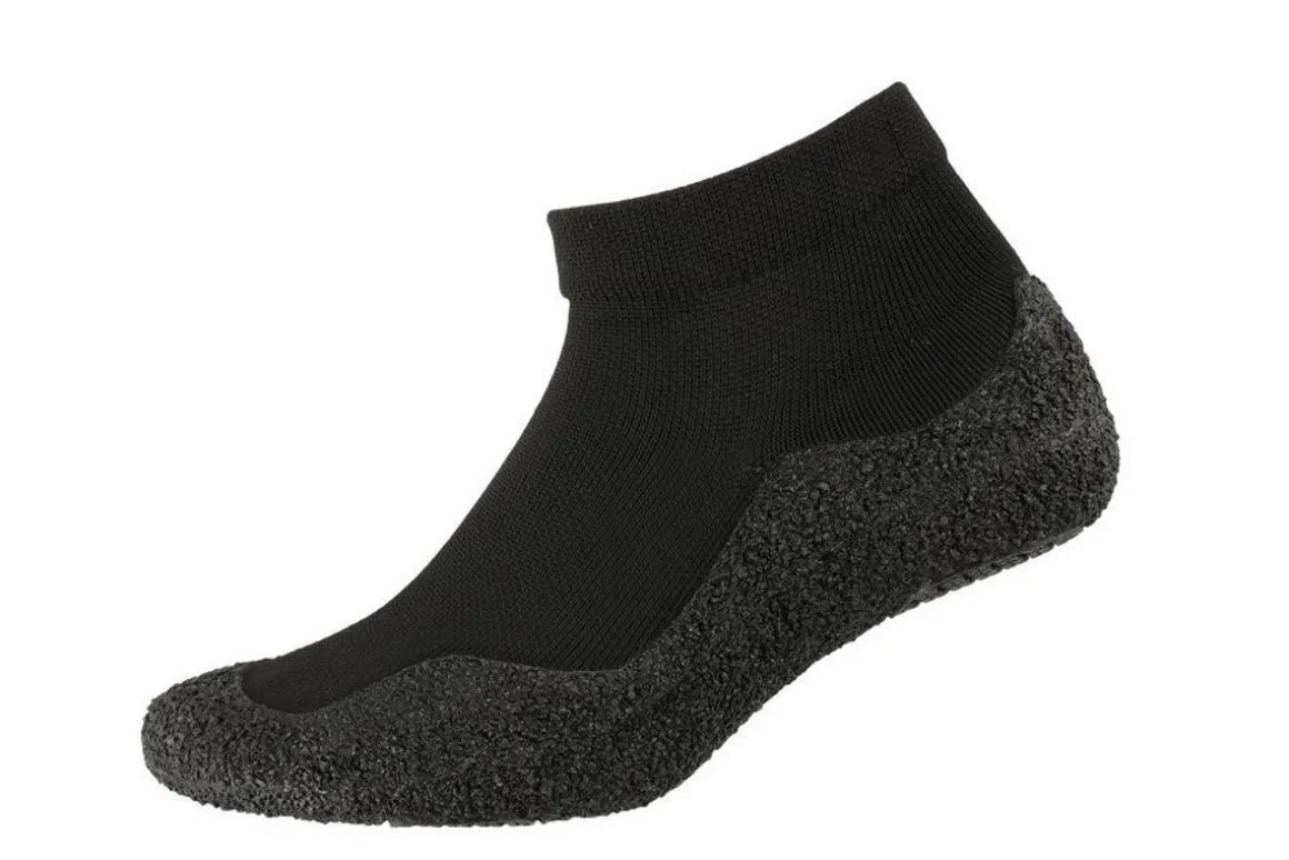 ACCES UIMASUKAT MUSTA XXL (45-46)