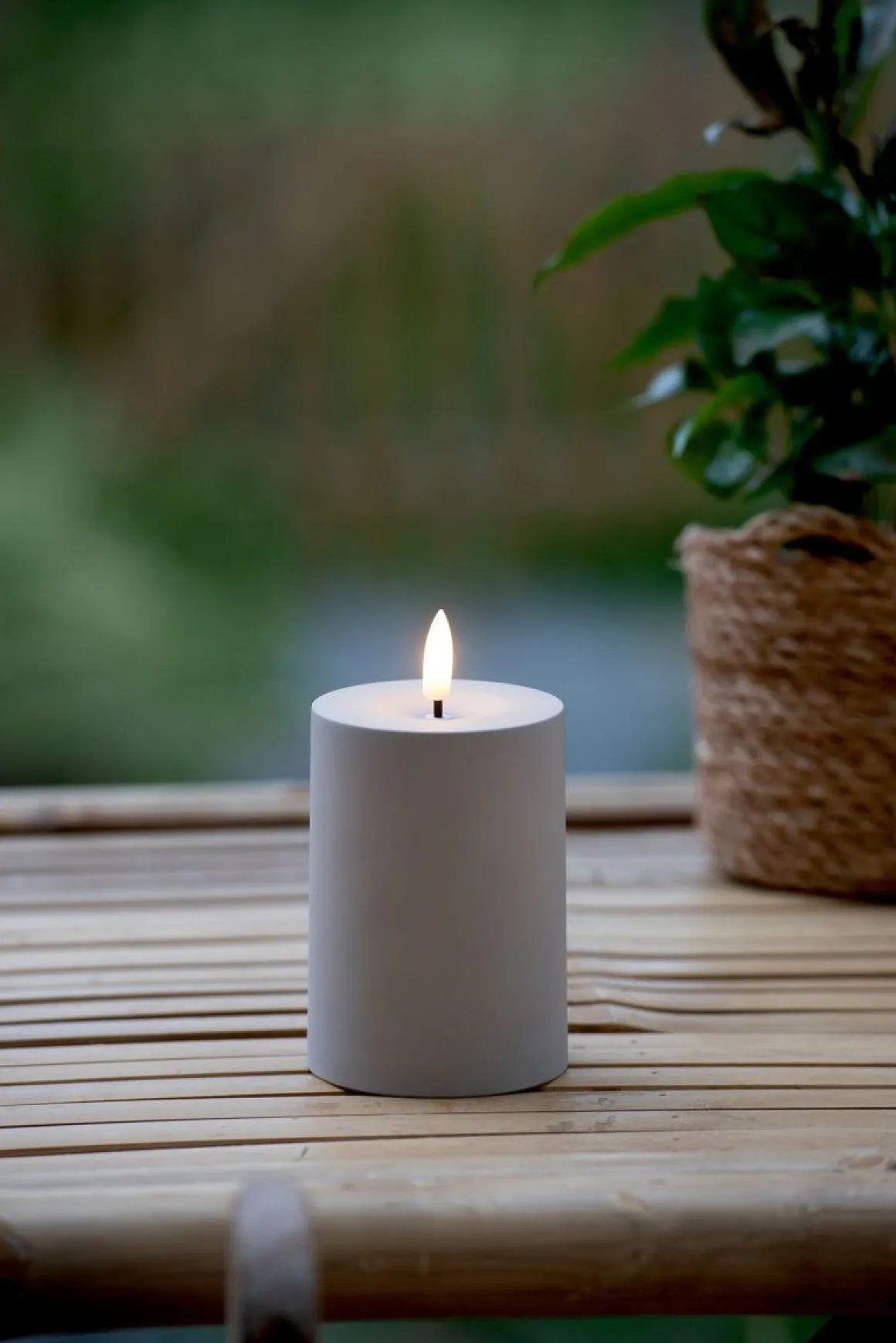 AIRAM SARABY LED-KYNTTILÄ 10 CM BEIGE B/O, AJASTIN 6/18, SISÄ-