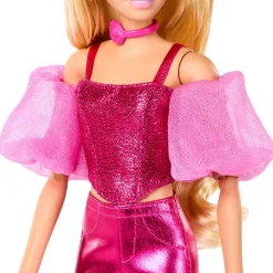 BARBIE DELUXE STYLE -NUKKE PINKISSÄ TOPISSA