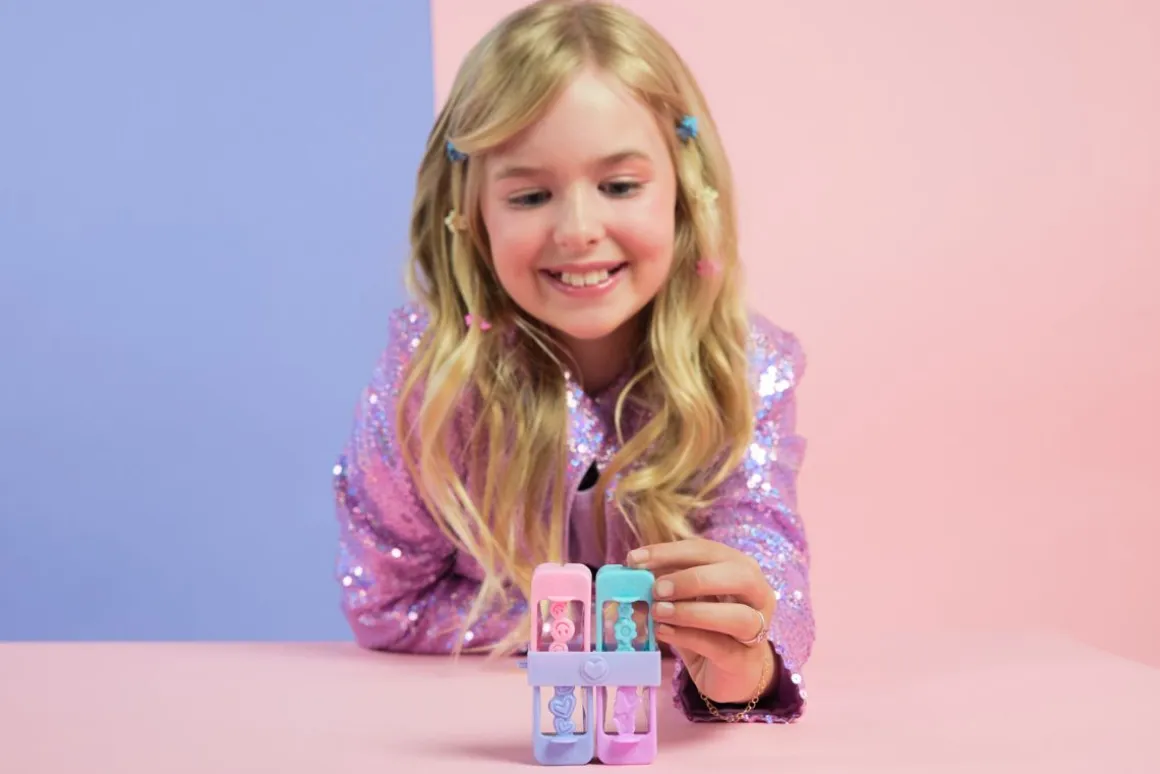 COOL MAKER GO GLAM MANI-MASK KYNSISTUDIO
