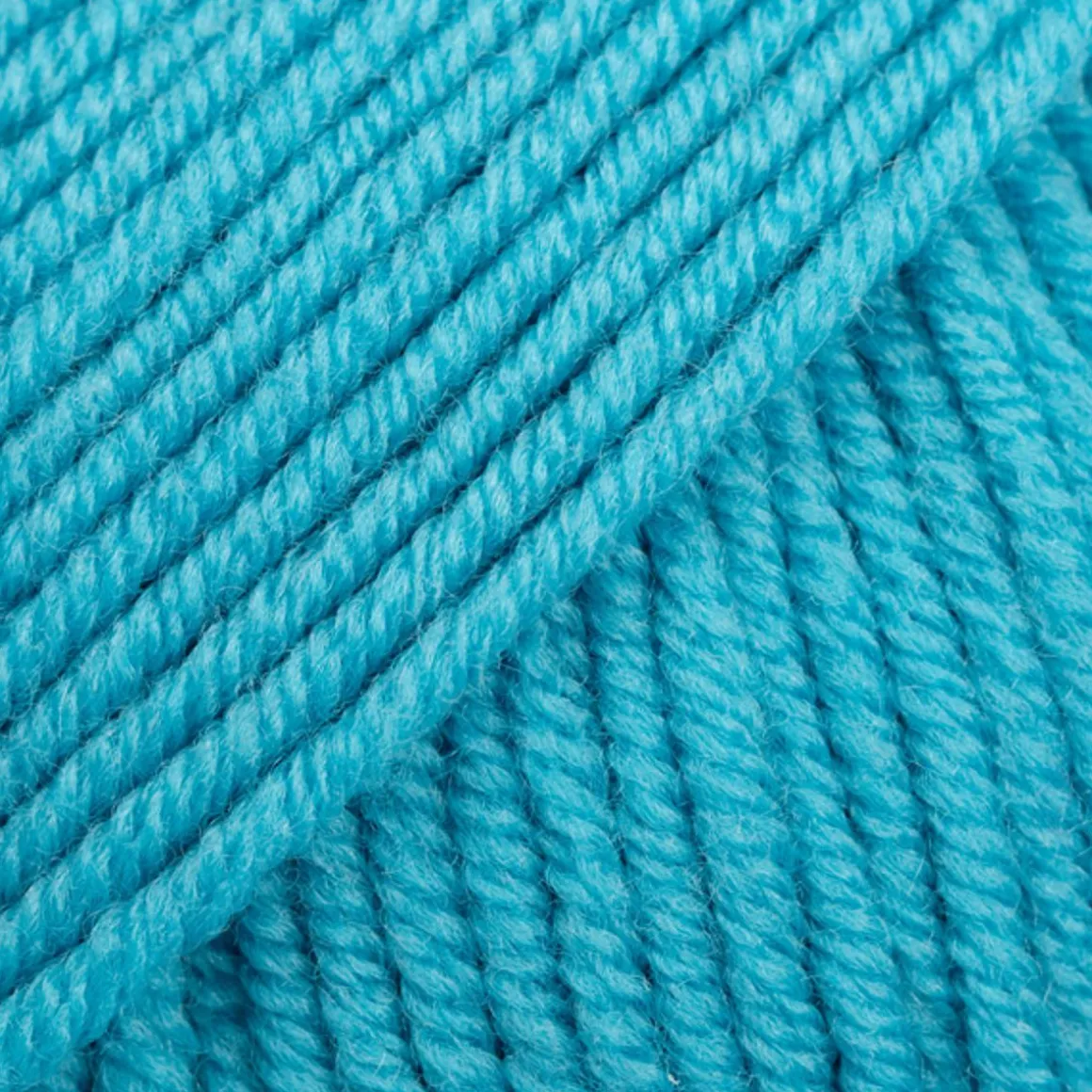 DROPS LANKA MERINO EXTRA FINE 43 VAALEANTURKOOSI 50 G