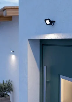 EGLO ULKOVALAISIN RISACCA-E LED 10W MUSTA