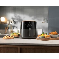 ELECTROLUX EAF7CG AIRFRYER , 1800 W, 7 LITR.,60-200 C, 8 AUT. O