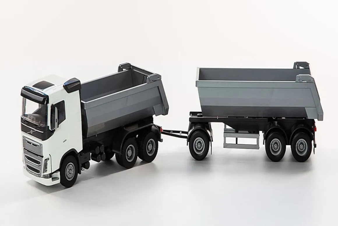 EMEK VOLVO FH16 HIEKKAREKKA