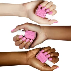 ESSIE 20 LOVIE DOVIE KYNSILAKKA