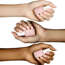 ESSIE 13 MADEMOISELLE KYNSILAKKA