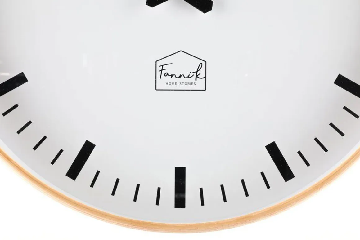 FANNI K SEINÄKELLO 41CM