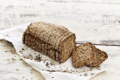 FAZER VATSAYSTÄVÄLLINEN HIIVATON SIEMENLEIPÄ 420 G