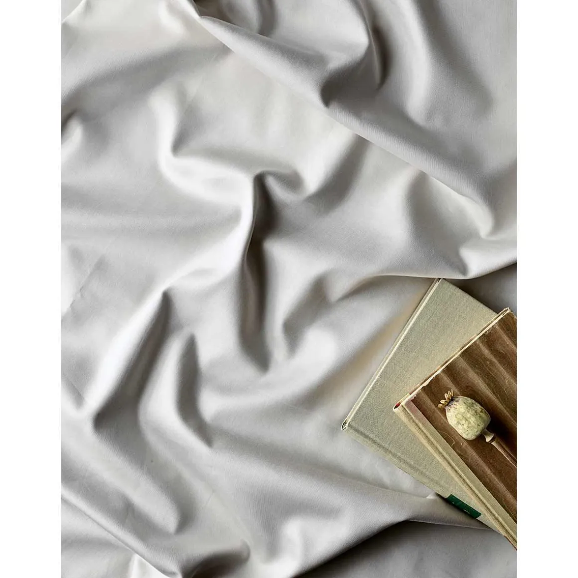 FINLAYSON SATIINILAKANA HARM 150X270CM GOTS
