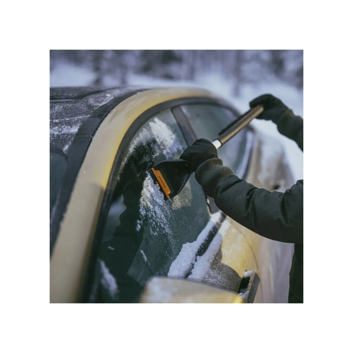 FISKARS PLUS JÄÄRAAPPA JA HARJA 1019352