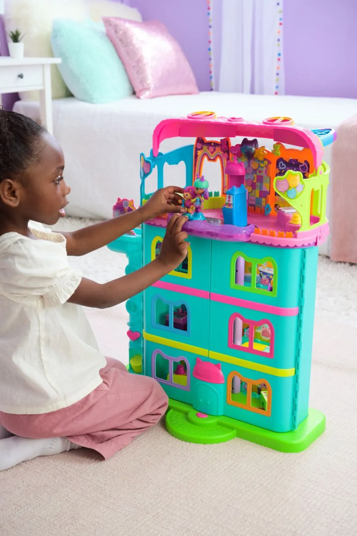 GABBY'S DOLLHOUSE KATTORULLALUISTELUJUHLASETTI