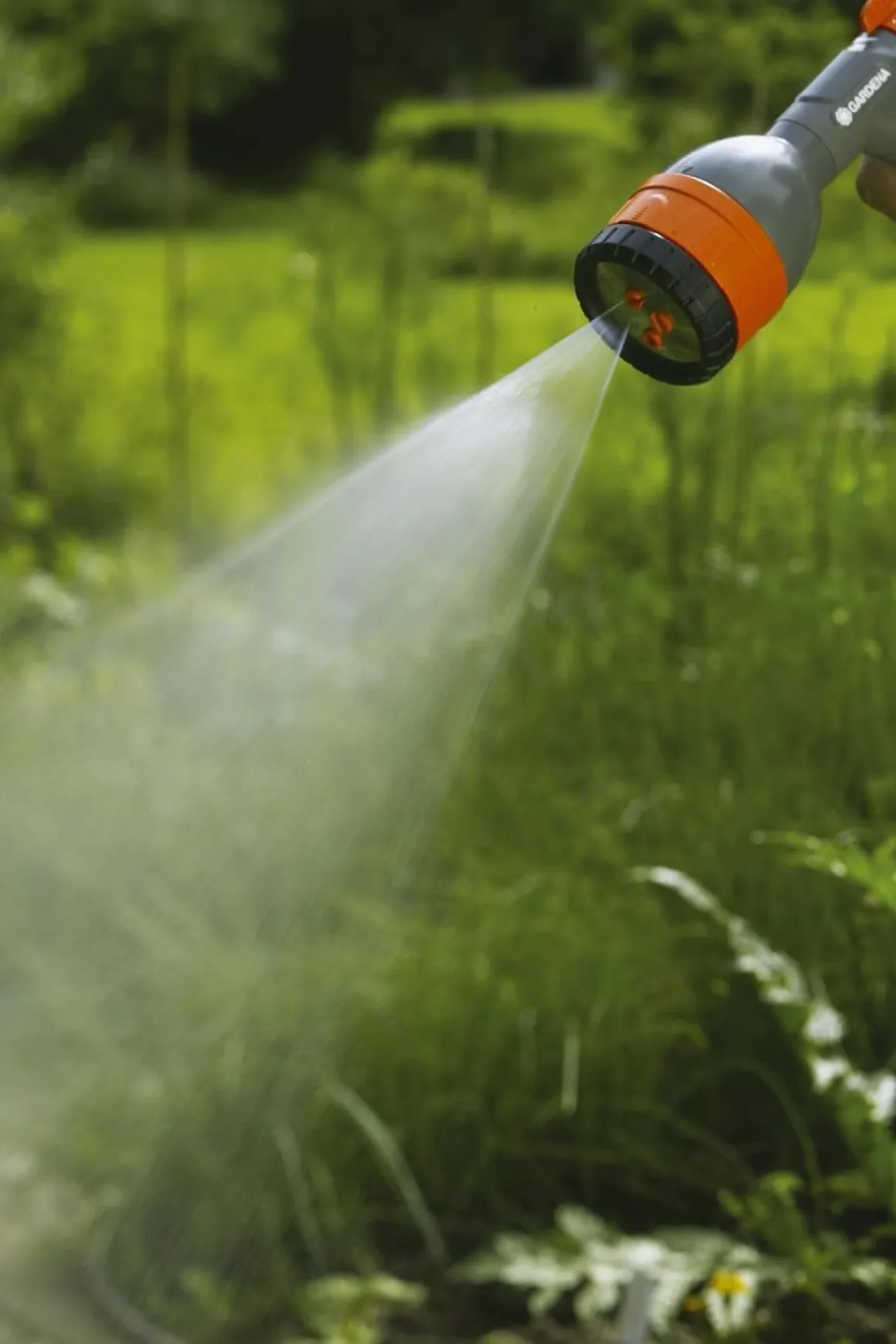 GARDENA KASTELUPISTOOLI COMFORTMULTI, SARJASULKULIITIN