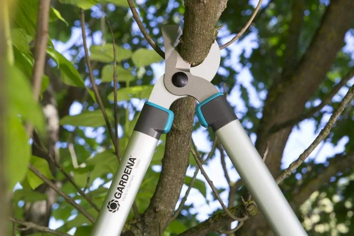GARDENA RAIVAUSSAKSET EASYCUT 680B OHILEIKKAAVAT