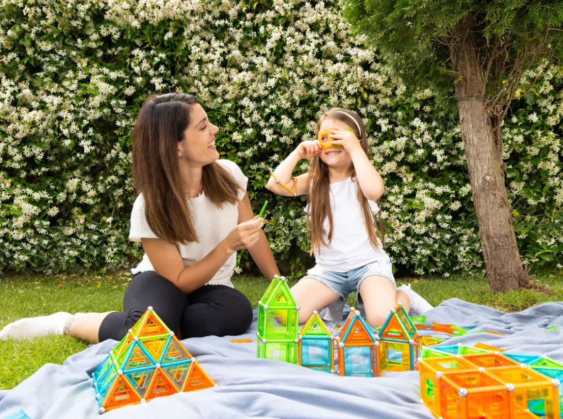 GEOMAG GEMS MAGNEETTIRAKENNUSSETTI 52 KPL