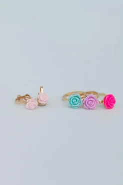 GREAT PRETENDERS BOUTIQUE ROSE RINGS & EARRING SET, 3 RINGS