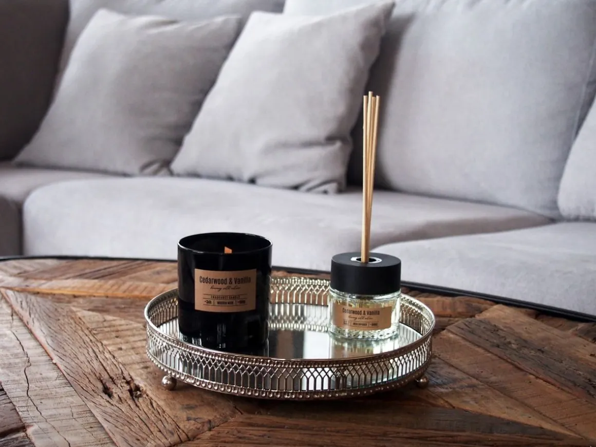 HUONETUOKSU CEDARWOOD & VANILLA 50 ML