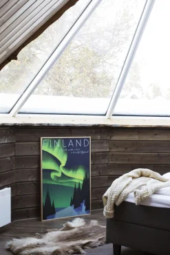 JULISTE M NORTHERN LIGHTS