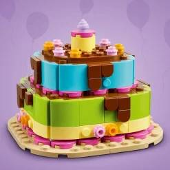 LEGO 40815 SYNTTÄRIKAKKU
