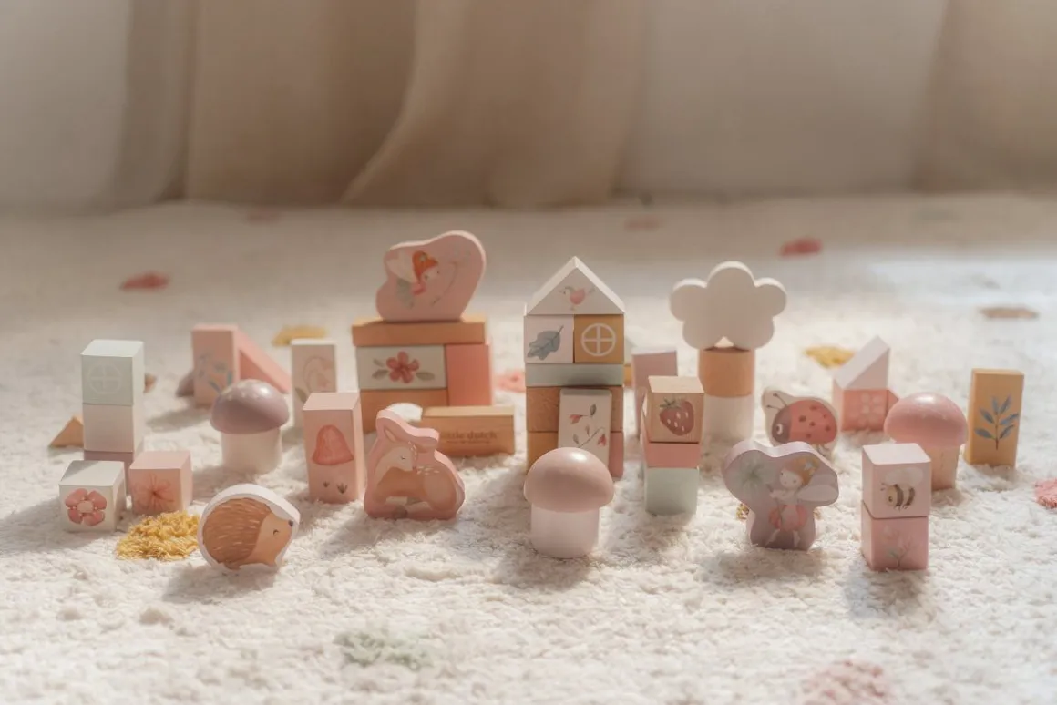 LITTLE DUTCH FAIRY GARDEN RAKENNUSPALIKAT 50KPL SANGOSSA FSC