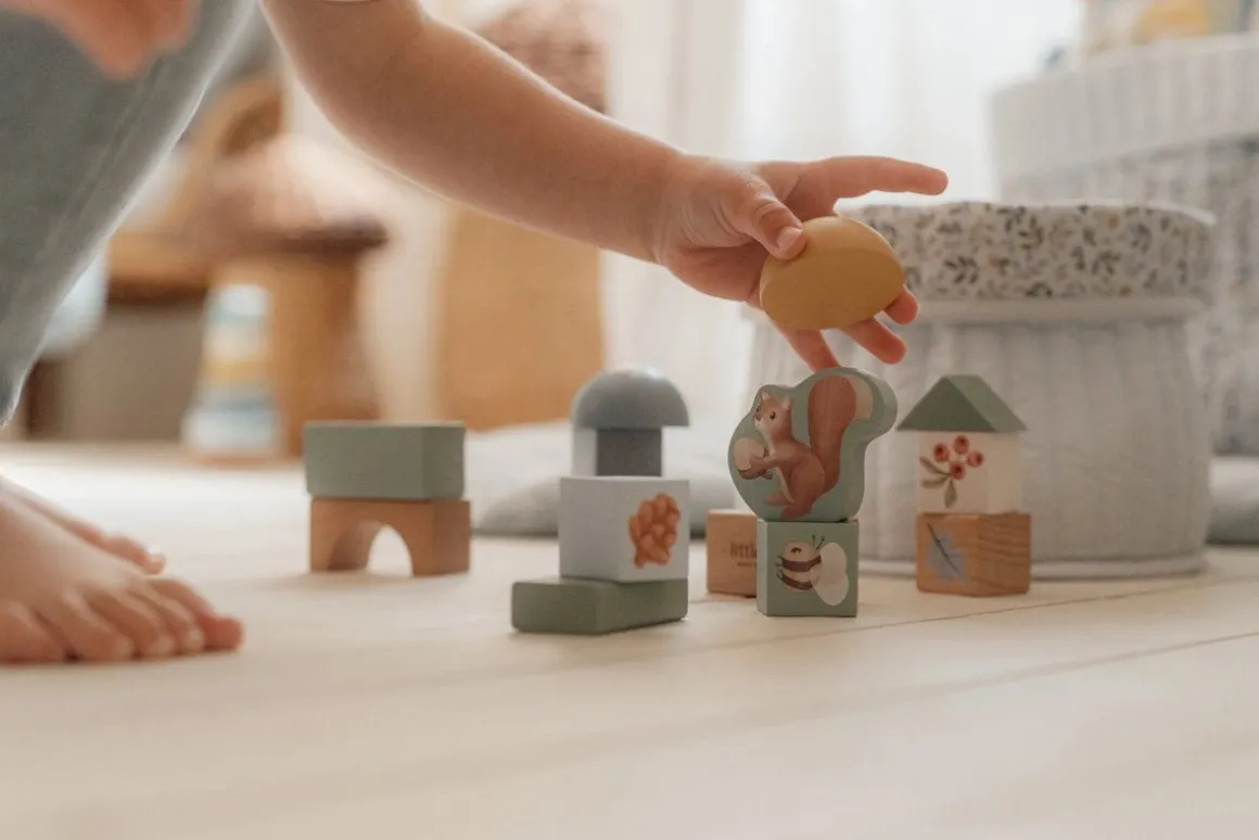 LITTLE DUTCH FOREST FRIENDS RAKENNUSPALIKAT 50KPL FSC