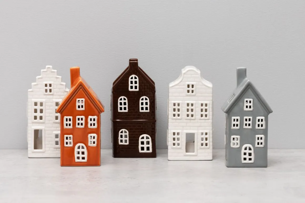4LIVING TALOLYHTY COPENHAGEN VALKOINEN 18 CM