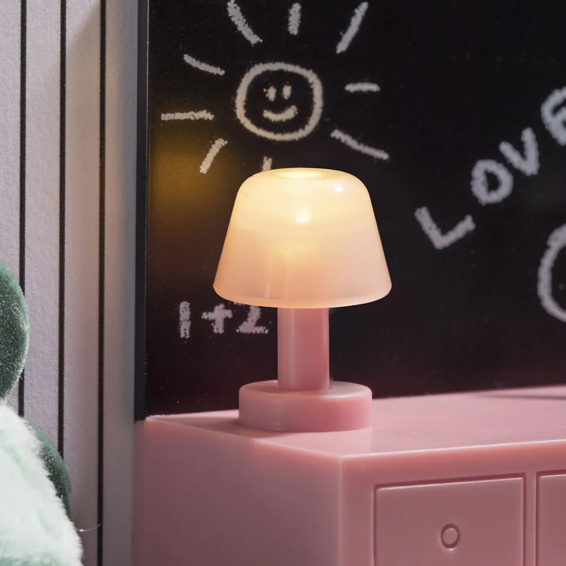 LUNDBY TEININ HUONE- SETTI