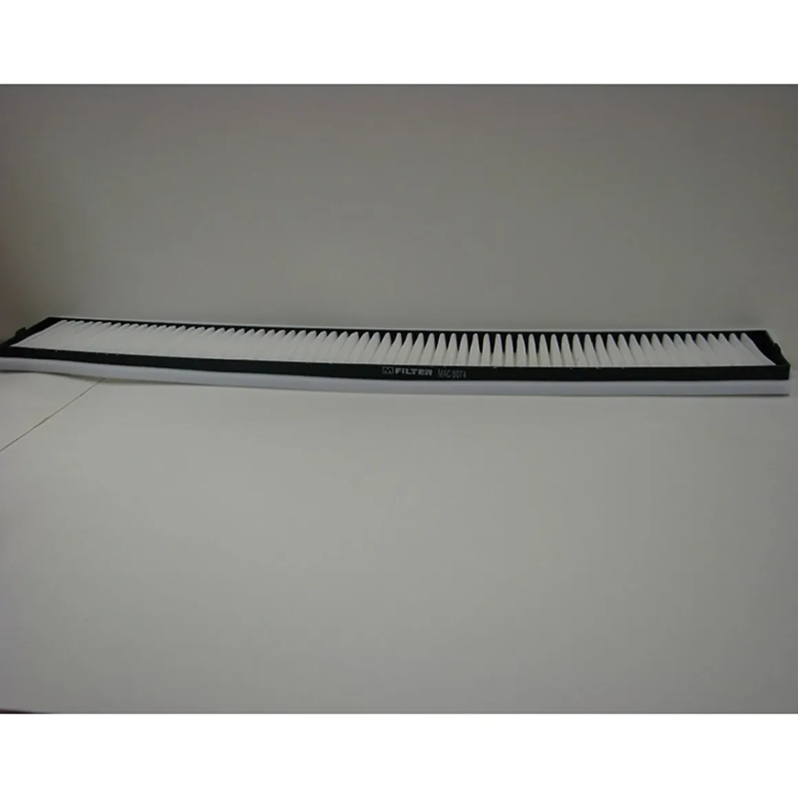 M-FILTER RAITISILMASUODATIN MAC 8074 BMW 3 E46 X3 E83