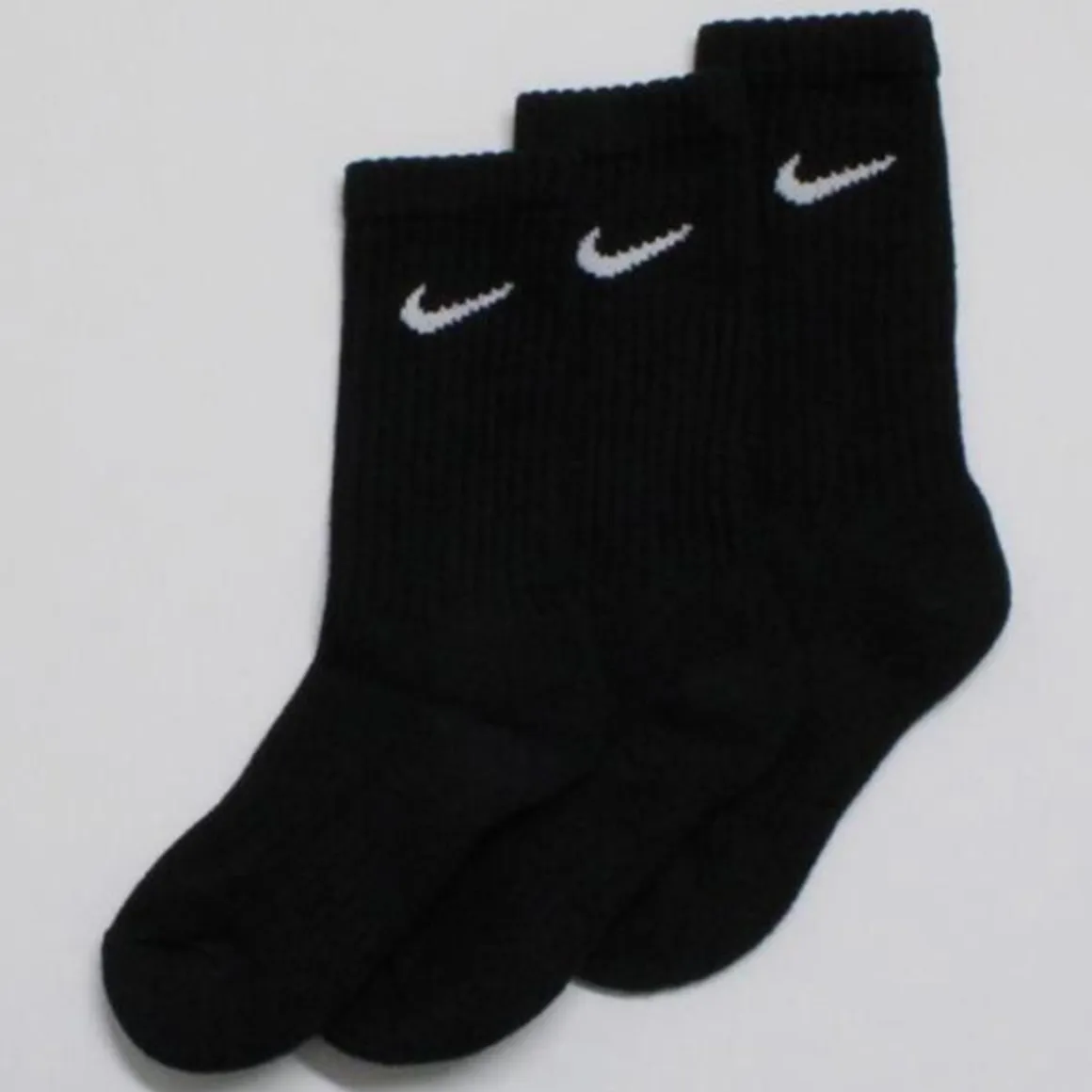 NIKE TREENISUKAT 3-PACK L MUSTA