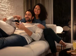 PHILIPS HUE WHITE ÄLYLAMPPU 5.2W GU10 2KPL 400L 2700K