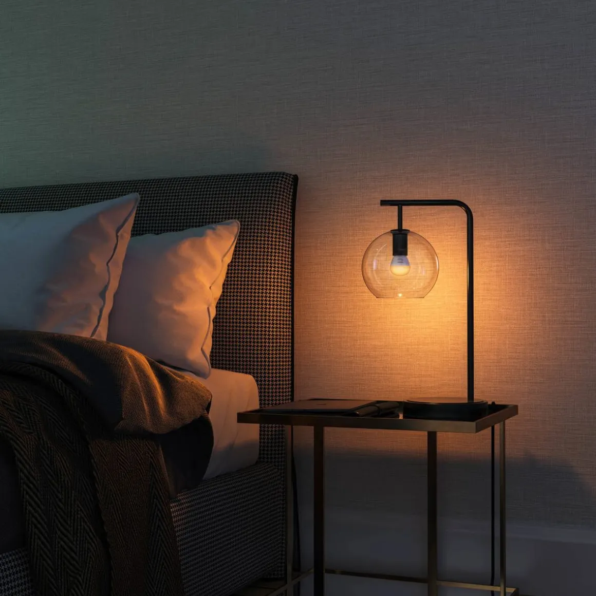 PHILIPS HUE ÄLYLAMPPU WHITE AMBIANCE 40W E14 2200-6500K