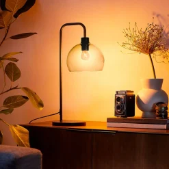 PHILIPS LED-LAMPPU 7W A60 E27 2200-2700K