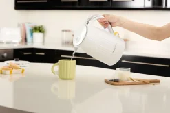 RUSSELL HOBBS EDEN VEDENKEITIN VALKOINEN