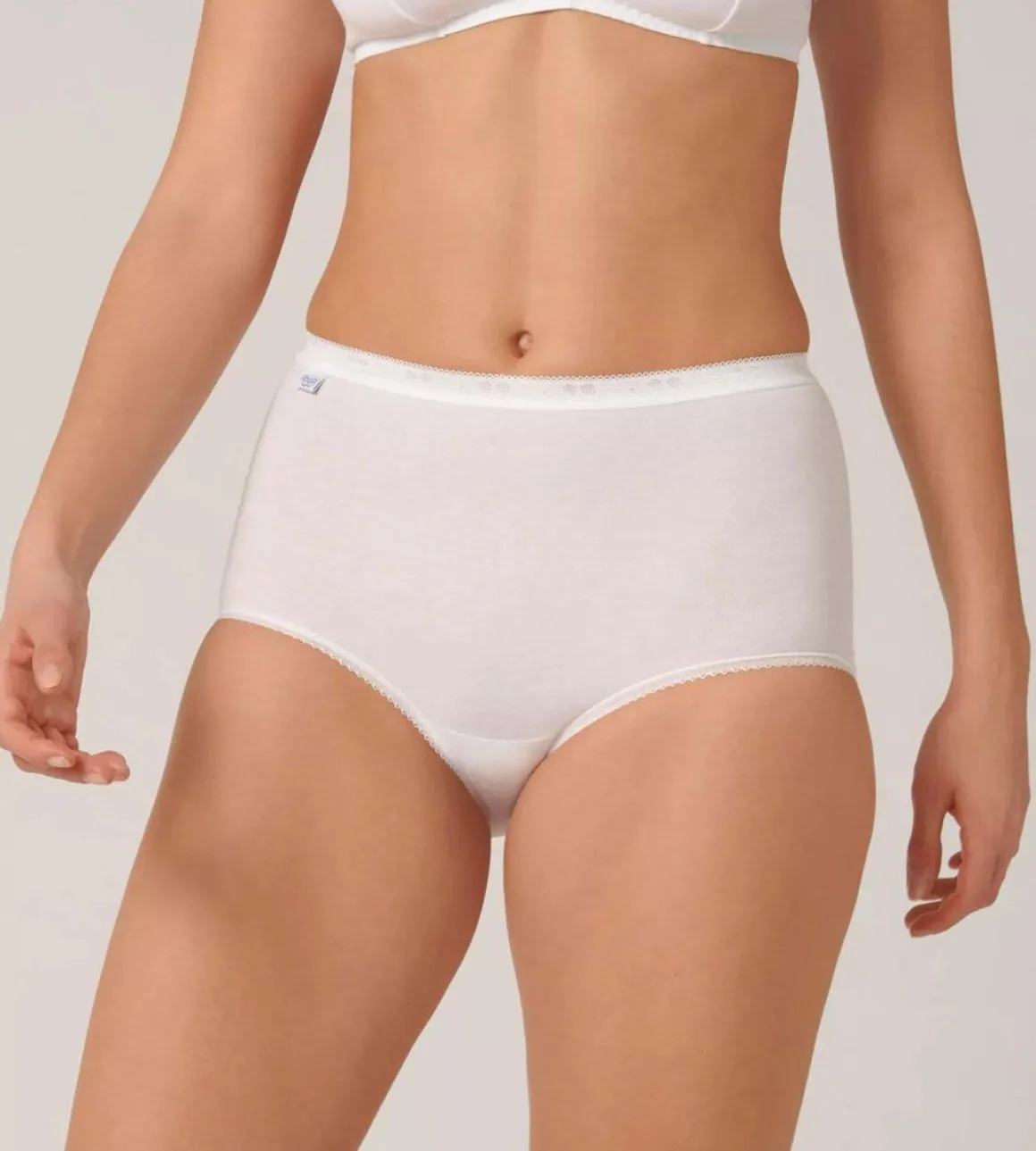 SLOGGI BASIC H MAXI 50 VALKOINEN