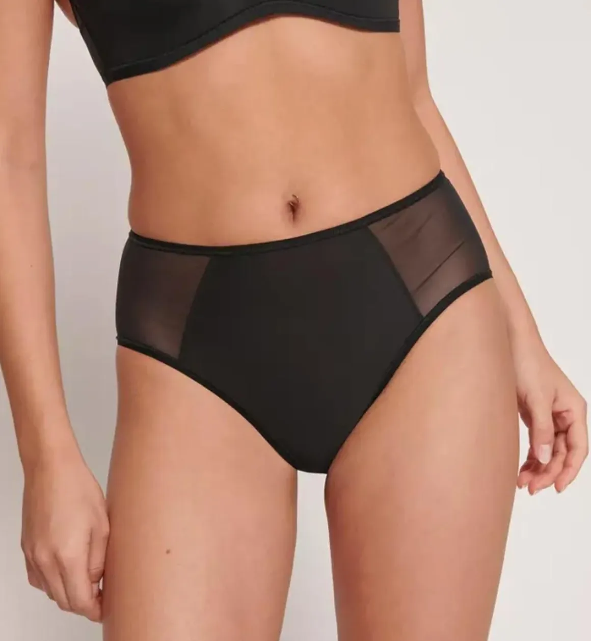 SLOGGI NAISTEN ALUSHOUSUT SOFT ADAPT HIGH WAIST XS MUSTA