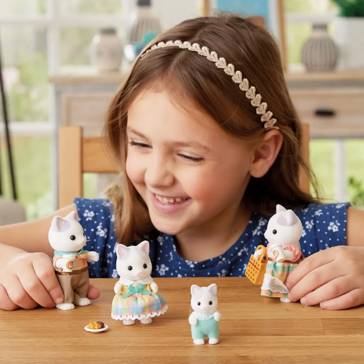 SYLVANIAN FAMILIES LATTEKISSAPERHE