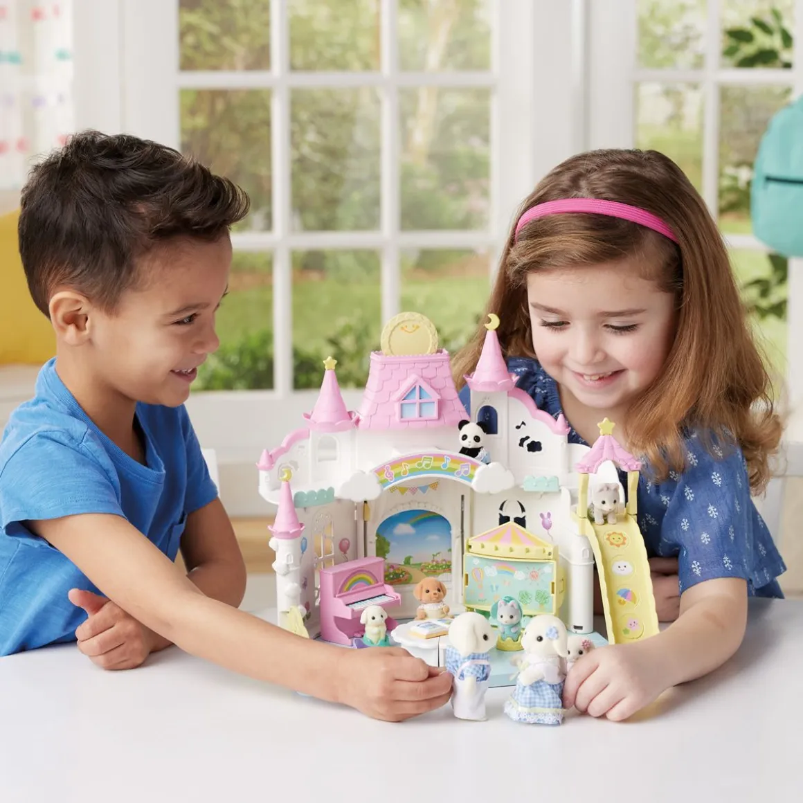 SYLVANIAN FAMILIES PÄIVÄKOTI AURINKOINEN