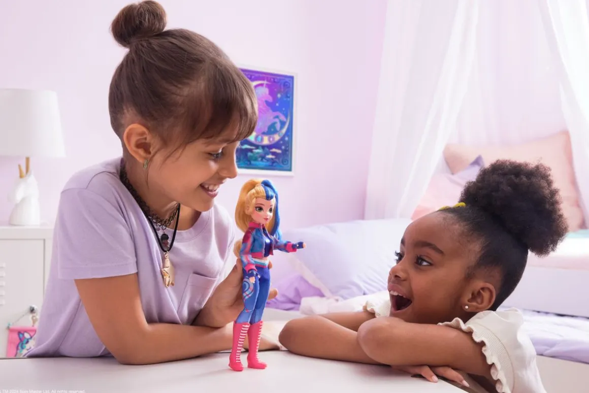 UNICORN ACADEMY YKSISARVISAKATEMIA MUOTI ISABEL 24 CM