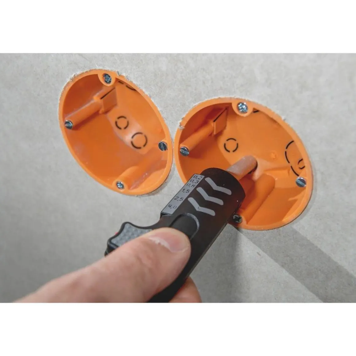WÜRTH KUORINTATYÖKALU AM130PLUS 8-13MM KAAPELILLE